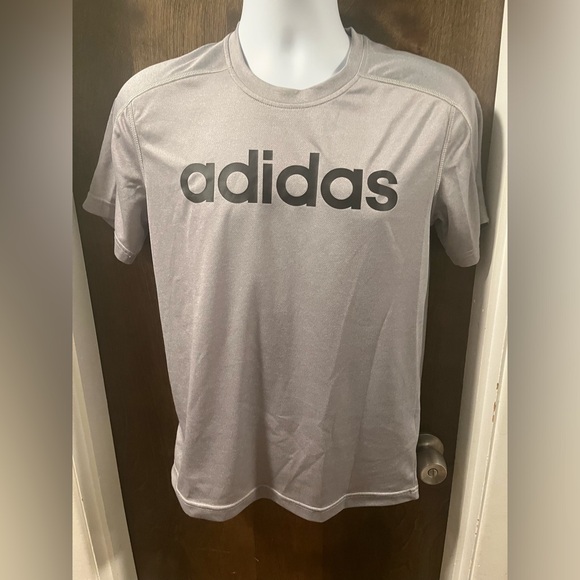 Adidas Men's Designed To Move Logo T-Shirt Small Gray - Picture 1 of 6